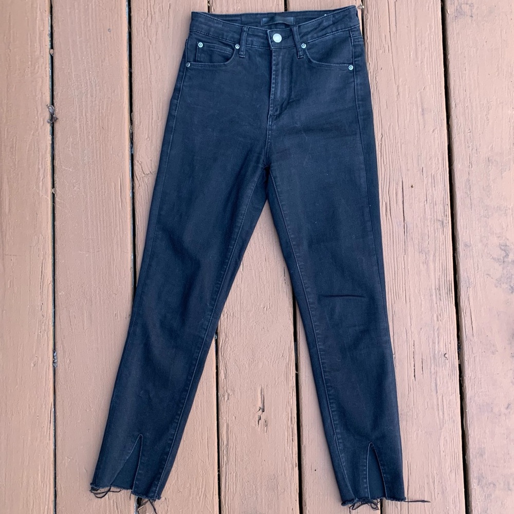 Leith black high rise front slit ankle skinny jean Sz 24